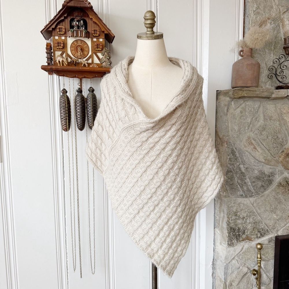 Hand Knit Grey Cream Shawl